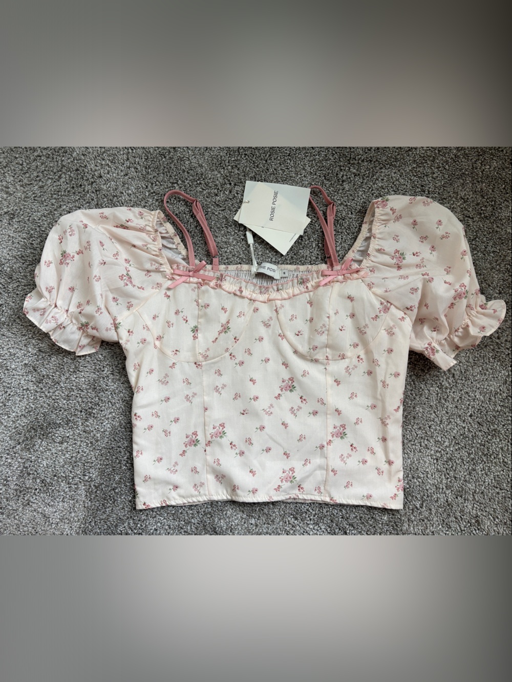Pink Floral Puff-Sleeve blouse